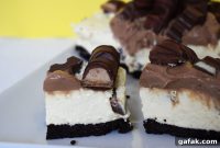 No-Bake Kinder Bueno Cheesecake Recipe for Chocolate Hazelnut Lovers