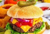 Classic Homemade Cheeseburger Recipe for Juicy, Flavorful Patties
