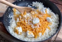 Cheesy Cauliflower Rice Recipe — Creamy Low-Carb Side Dish