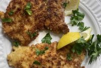 Crispy Chicken Cutlets: Perfect Pan-Fried Recipe and Tips