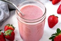 Strawberry Almond Milk Smoothie Recipe — Creamy Vegan Blend