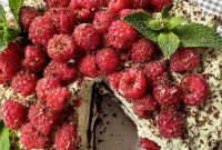 Decadent Raspberry Chocolate Cake Recipe with Fresh Berries