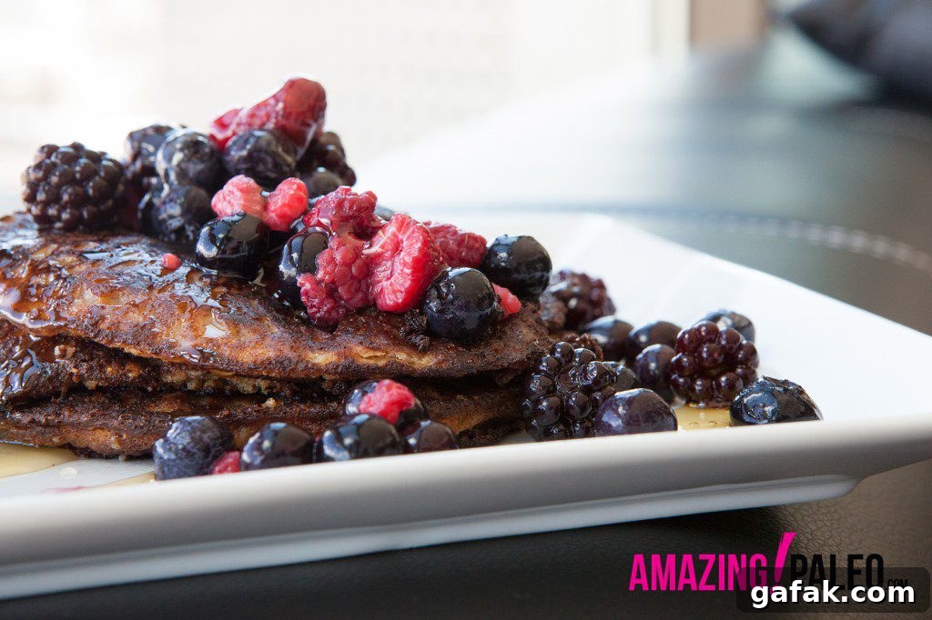 29 Paleo Breakfast Treats You Can Actually Eat for Breakfast 13 29 Paleo Treat Recipes- Simple Paleo Pancakes