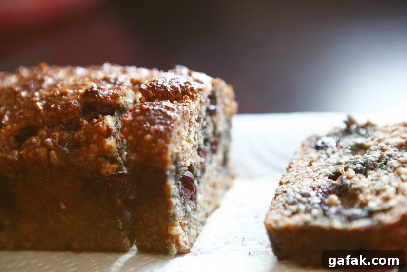 29 Paleo Breakfast Treats You Can Actually Eat for Breakfast 20 29 Paleo Treat Recipes- Blueberry Bread