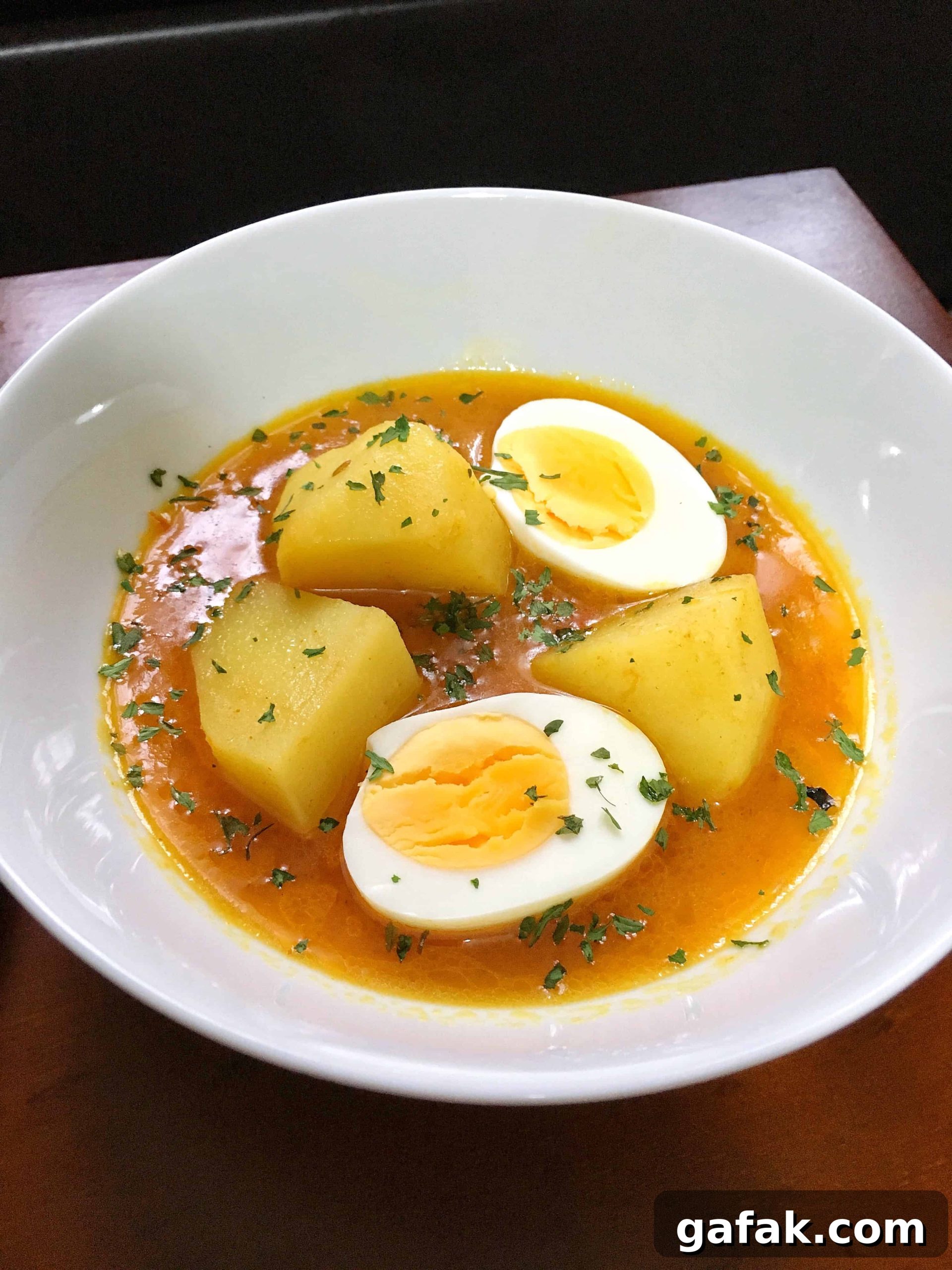 Aloo Anday Ka Salan | Aloo Anda Shorba | Egg and Potato Curry