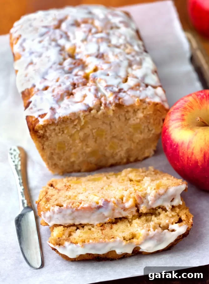 Moist Cinnamon Apple Bread Recipe
