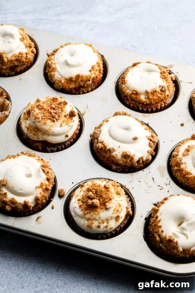 finished apple pie cupcakes