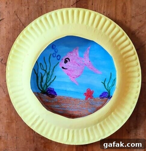 paper plate submarine craft