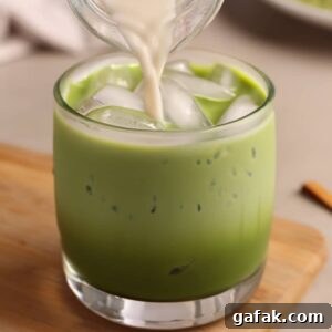 iced matcha latte
