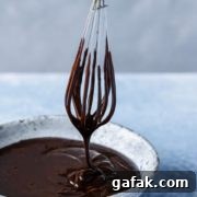 Fudgy Chocolate Ganache Filling and Drizzle for Cakes 5 chocolate ganache filling and drizzle
