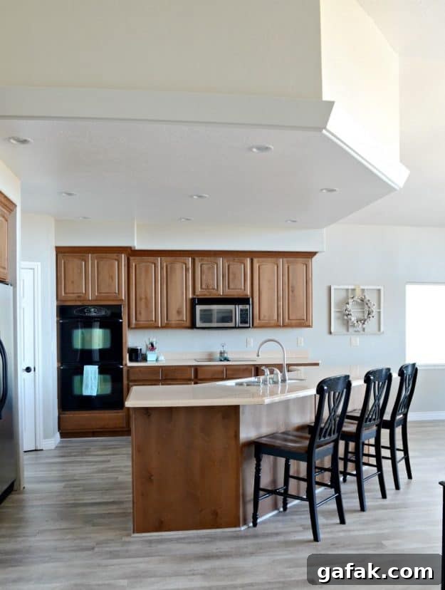 kitchen walls with repose grey paint