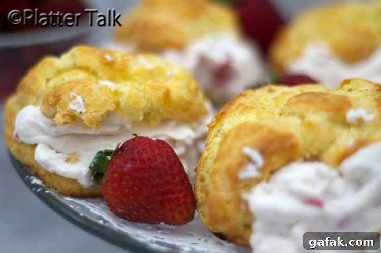Strawberry Cream Puffs from the State Fair Recipe 2 A close up of strawberry cream puffs