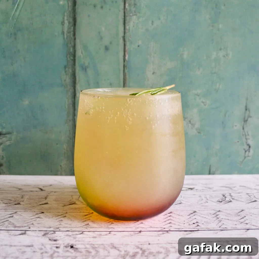 15 Refreshing Gluten and Dairy-Free Summer Drinks 2 Apple and Ginger Cooler