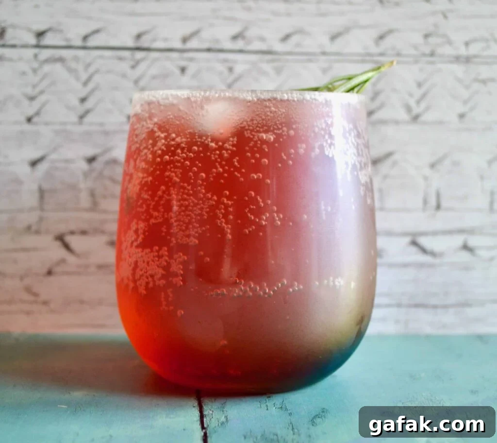 15 Refreshing Gluten and Dairy-Free Summer Drinks 3 Cranberry Cider